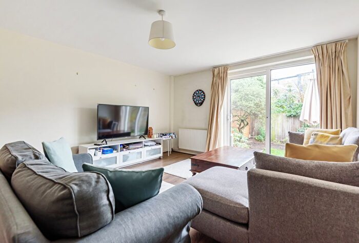 2 Bedroom Terraced House To Rent In Findon Close, London, SW18