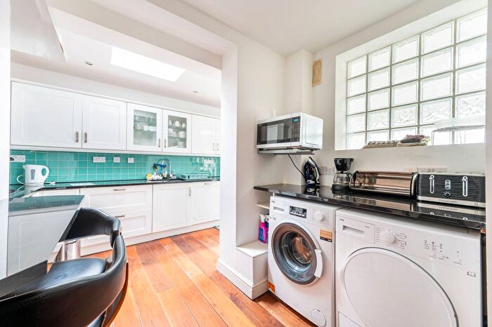 5 Bedroom Property For Sale In Beverley Gardens, Wembley, HA9