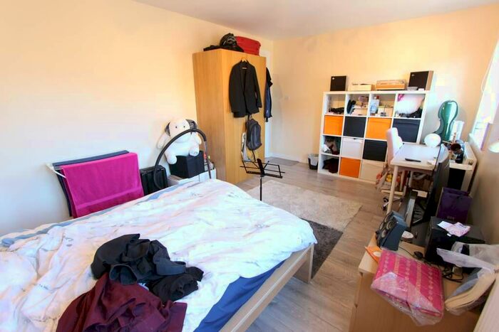 4 Bedroom Apartment To Rent In Bayham Street, London, NW1