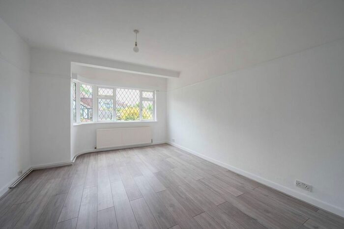 4 Bedroom Detached House To Rent In Redway Drive, Twickenham, TW2