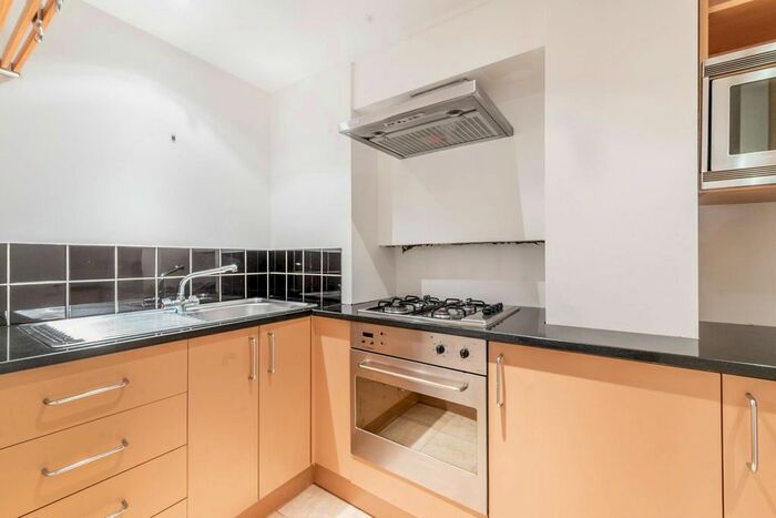 1 Bedroom Maisonette To Rent In Ifield Road, Chelsea, London, SW10