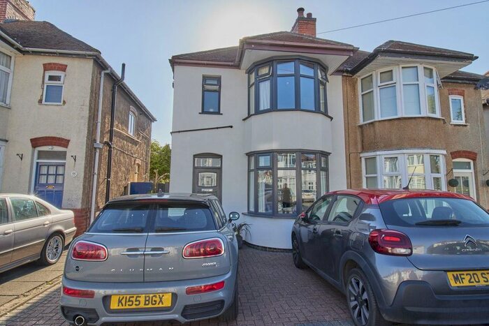 3 Bedroom Semi-Detached House To Rent In Thirlmere Road, Hinckley, LE10