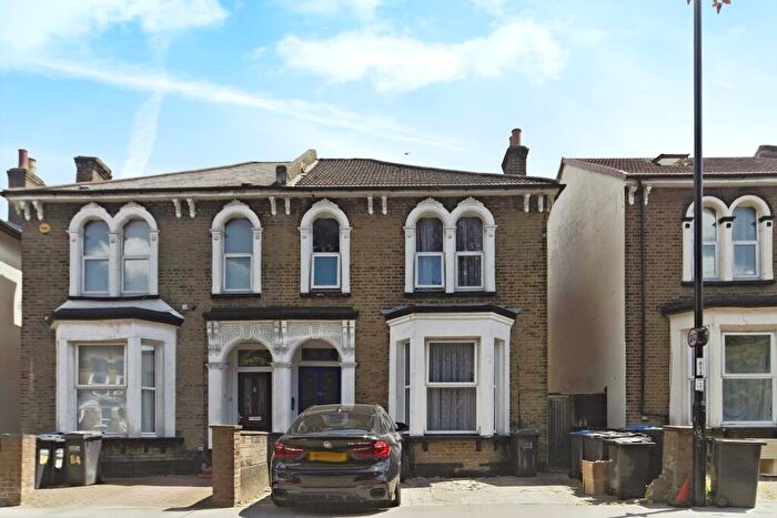 1 Bedroom Flat For Sale In Oakfield Road, Croydon, CR0