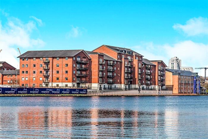 2 Bedroom Apartment To Rent In Henke Court, Cardiff Bay, Cardiff, CF10