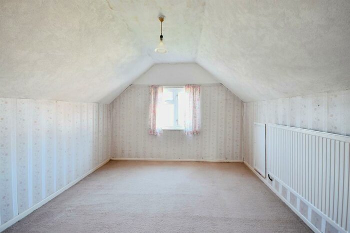 4 Bedroom Detached Bungalow For Sale In Littlefield Lane, Sixpenny Handley, Salisbury, SP5