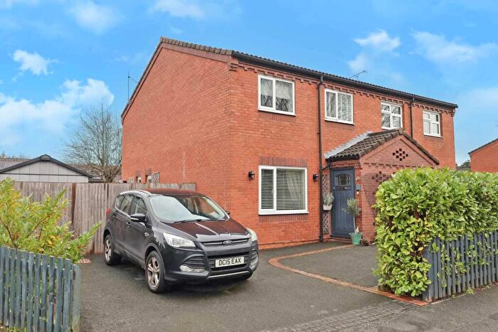 3 Bedroom Semi-Detached House For Sale In Cawdor Drive, Vicars Cross, Chester, CH3