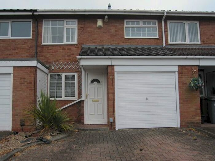 3 Bedroom Terraced House To Rent In Banbrook Close, Solihull, B92
