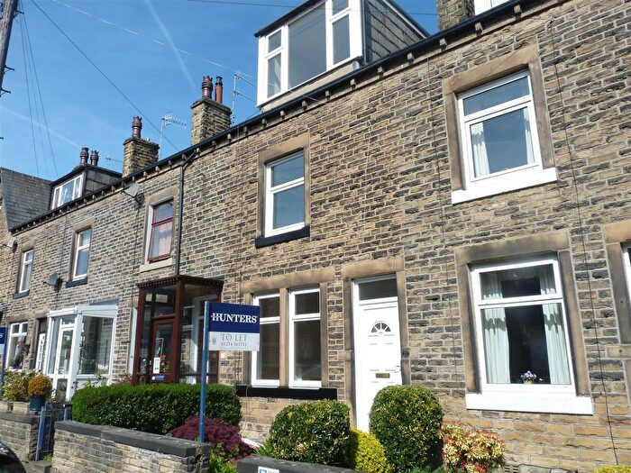 3 Bedroom Terraced House To Rent In Myrtle Avenue, Bingley, BD16