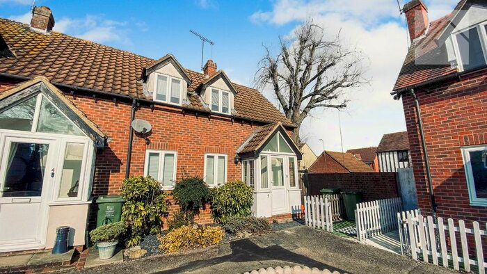 2 Bedroom Semi-Detached House To Rent In Gate Lodge Square, Laindon, Basildon, SS15