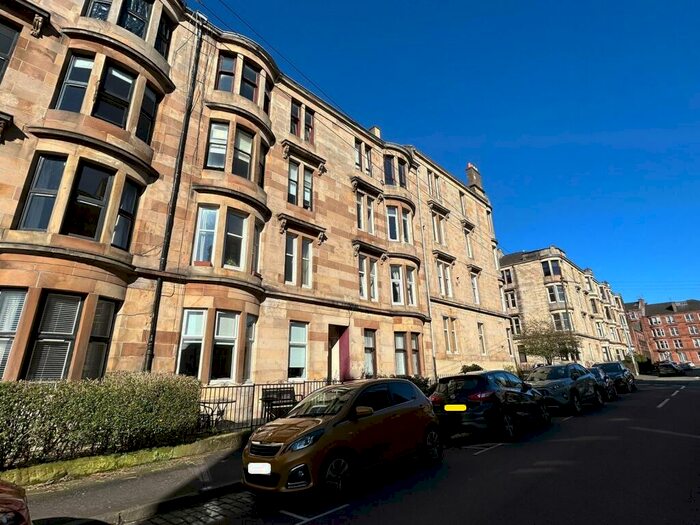 2 Bedroom Flat To Rent In Lawrie Street, Patrick, G11
