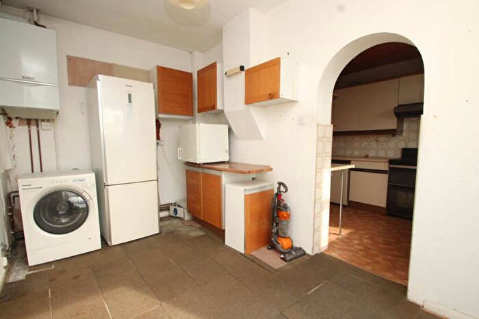 4 Bedroom Detached House For Sale In The Ridge, Orpington, BR6
