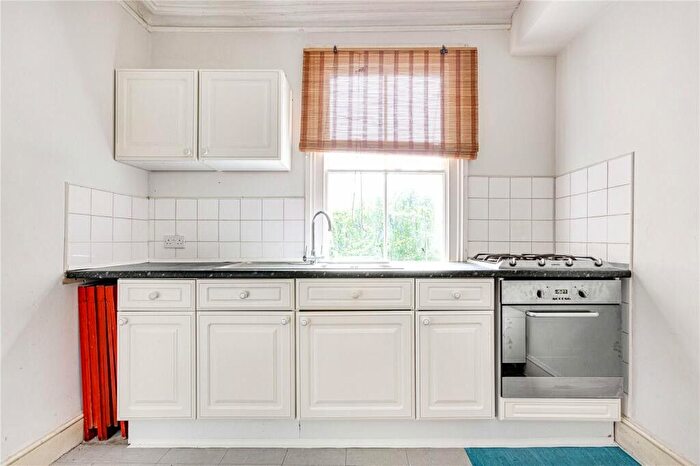 1 Bedroom Flat To Rent In Reporton Road, London, SW6