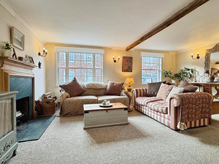 3 Bedroom Semi-Detached House For Sale In High Street, Ramsbury, SN8