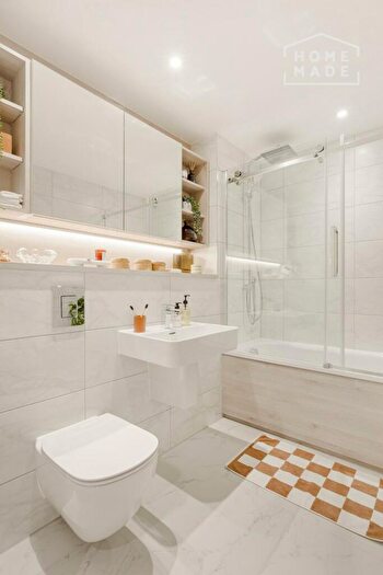 1 Bedroom Flat To Rent In Colliers Yard, M3