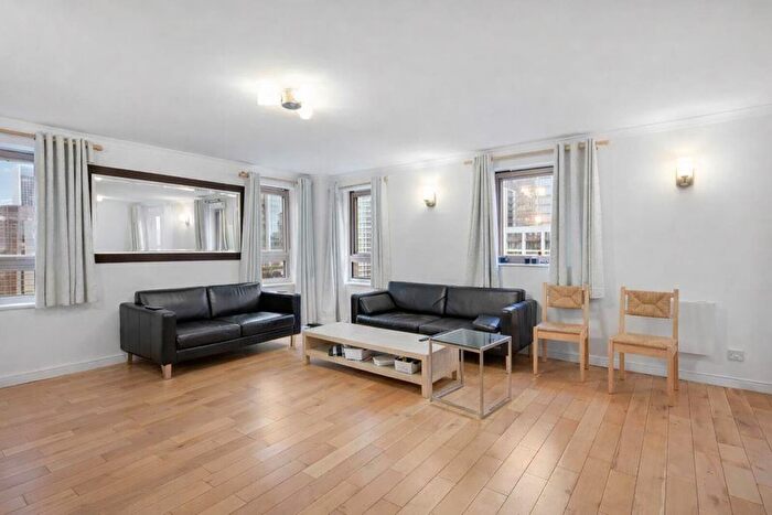 2 Bedroom Flat To Rent In Meridian Place, London, E14