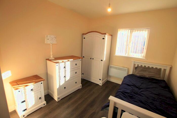 1 Bedroom Studio To Rent In Walsall Road, Wednesbury, WS10