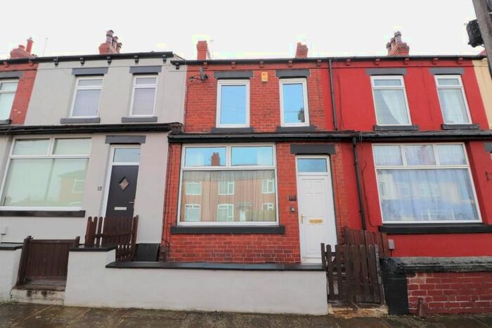 3 Bedroom Terraced House To Rent In Barkly Terrace, Leeds, LS11