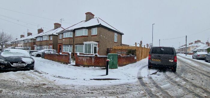 3 Bedroom End Of Terrace House To Rent In Bushland Road, Abington, Northampton, NN3