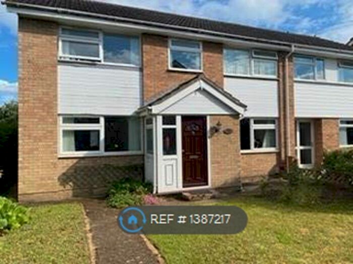 5 Bedroom Semi-Detached House To Rent In Ashvale, Cambridge, CB4