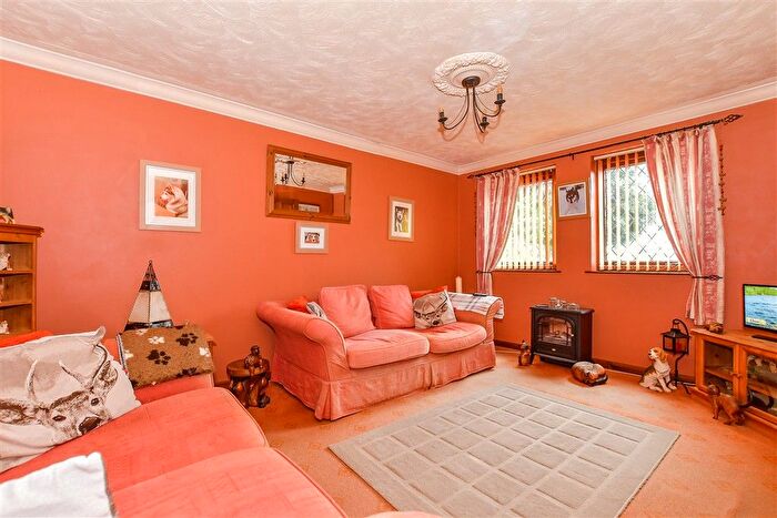3 Bedroom Terraced House For Sale In Hunton Road, Chainhurst, Marden, Kent, TN12
