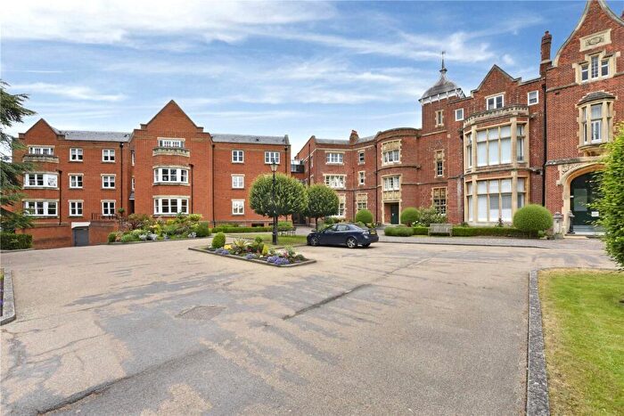 2 Bedroom Apartment To Rent In Pemberley Lodge, Longbourn, Windsor, Berkshire, SL4