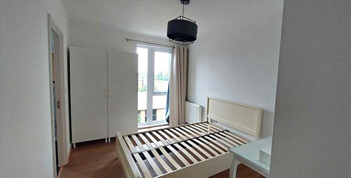 2 Bedroom Flat To Rent In Courier Court, Colindale, NW9