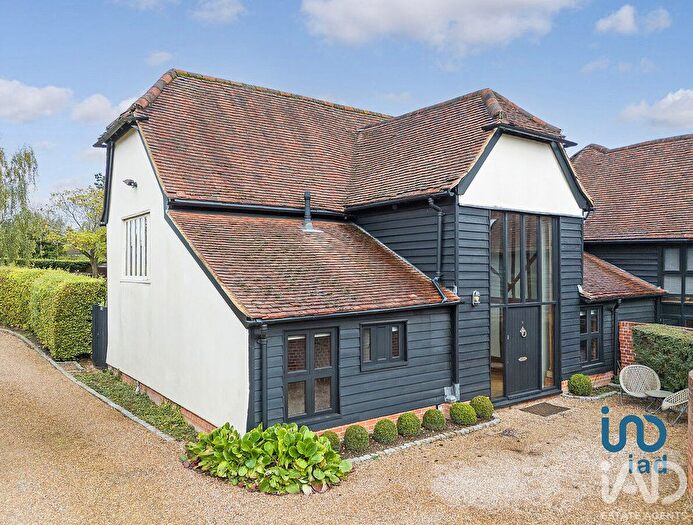 5 Bedroom Barn Conversion For Sale In Pond Lane Bentfield Road, Stansted, CM24