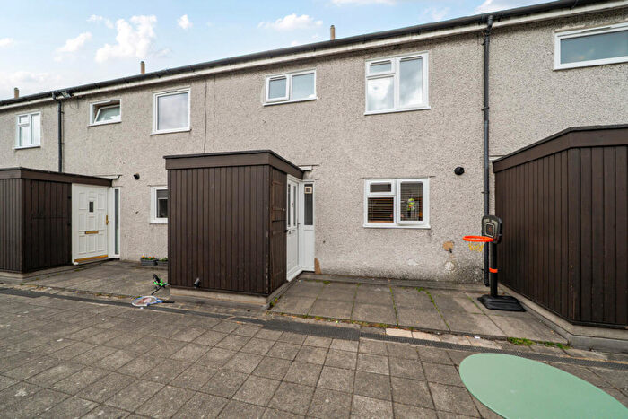 3 Bedroom Apartment For Sale In Pollard Walk, Sidcup, DA14