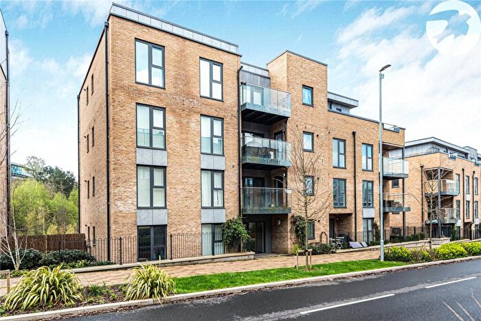 2 Bedroom Flat For Sale In Castle Hill Drive, Castle Hill, Ebbsfleet Valley, Swanscombe, DA10