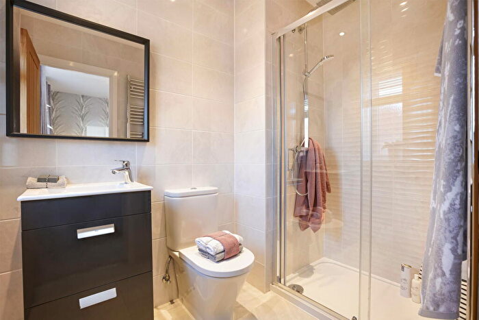 4 Bedroom Detached House For Sale In Great Horwood Road, Winslow, MK18