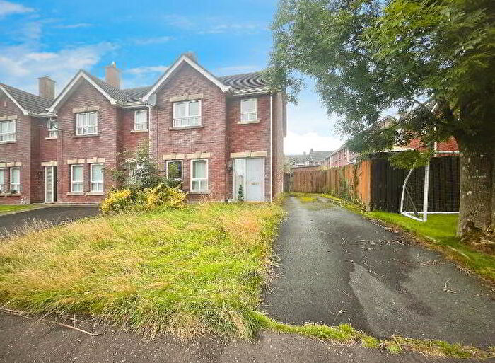 3 Bedroom TownHouse For Sale In Stonebridge Meadows, Lisburn, BT28