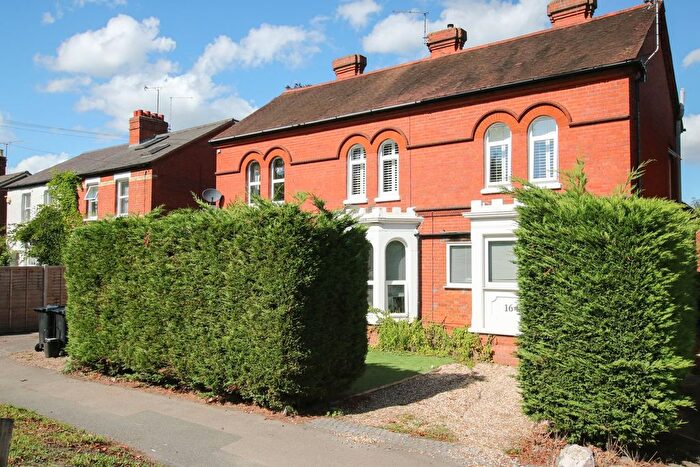 2 Bedroom Flat To Rent In London Road, Wokingham, RG40