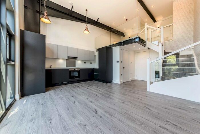 Studio To Rent In Bollo Lane, London, W3