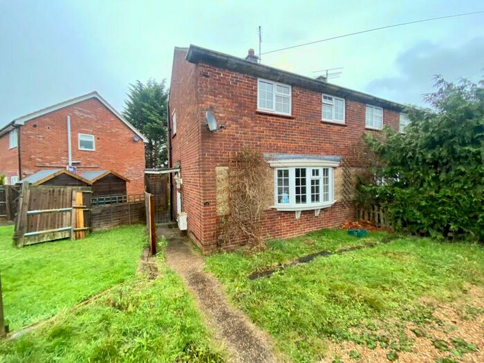 3 Bedroom House To Rent In Homestall, Guildford, GU2