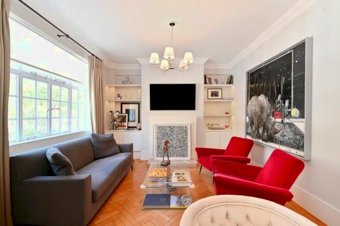 3 Bedroom Flat To Rent In Cornwall Gardens, Kensington, London, SW7