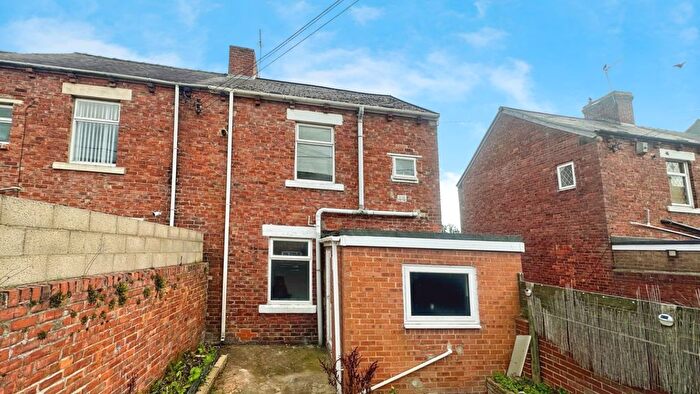 2 Bedroom End Of Terrace House To Rent In Gladstone Street, Beamish, Stanley, Durham, DH9