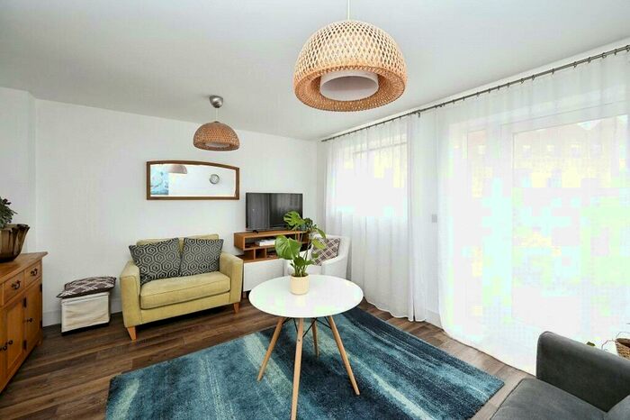 4 Bedroom Apartment To Rent In Skinner Street, Finsbury Estate, Skinner Street, London, EC1V