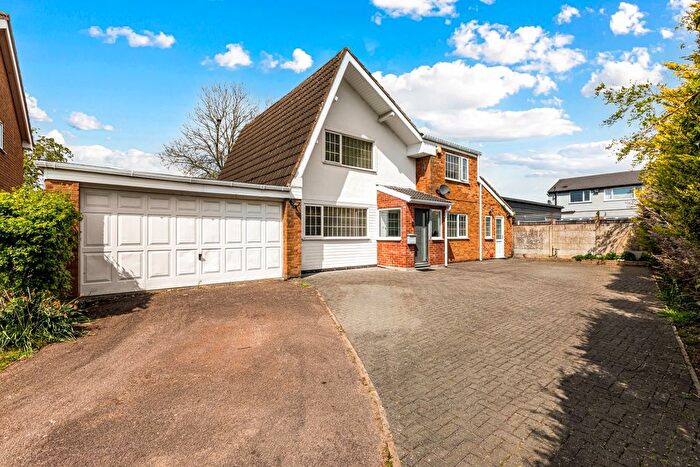 4 Bedroom Detached House For Sale In Crowan Drive, Wigston, LE18