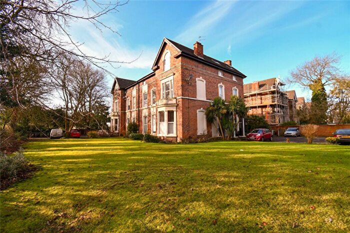 2 Bedroom Flat For Sale In Caroline Place, Prenton, Wirral, CH43