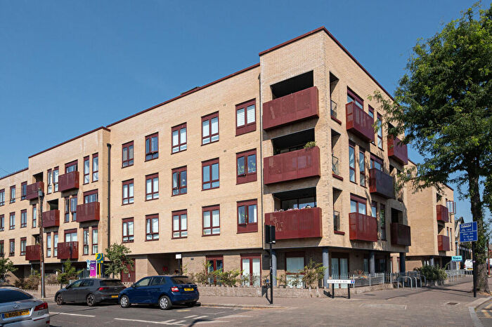1 Bedroom Flat For Sale In Tallack Road, Leyton, E10