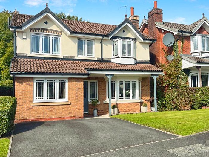 4 Bedroom Detached House For Sale In Queensbury Close, Sharples, BL1