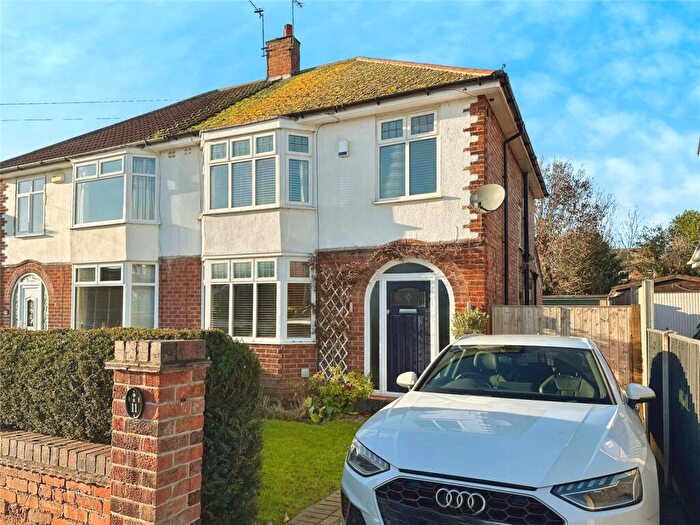 3 Bedroom Semi Detached House For Sale In Grange View Road, Gedling, Nottingham, Nottinghamshire, NG4