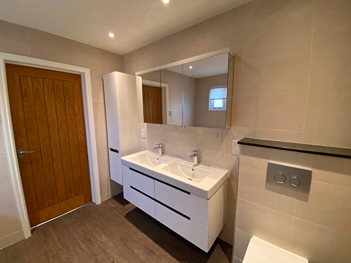 2 Bedroom Detached Bungalow To Rent In Brook Road, Bassingbourn, Royston, SG8