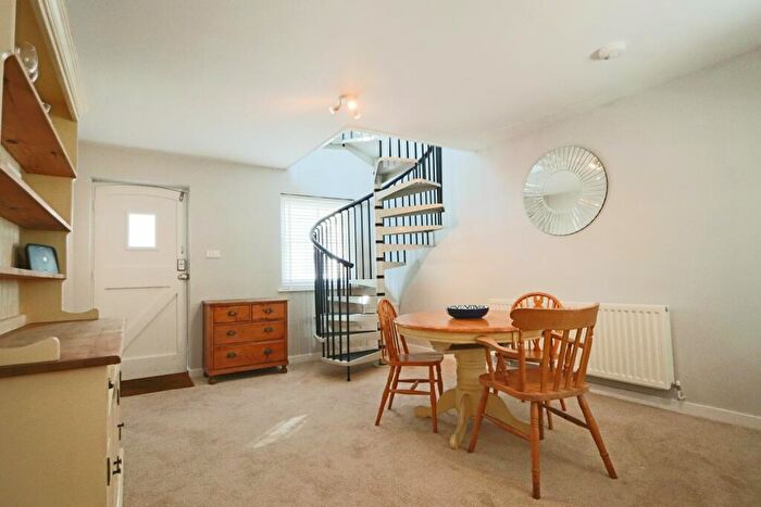 1 Bedroom Flat To Rent In Portland Street, BS8