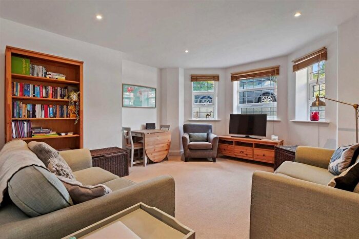 2 Bedroom Flat For Sale In Anerley Road, Anerley, SE20