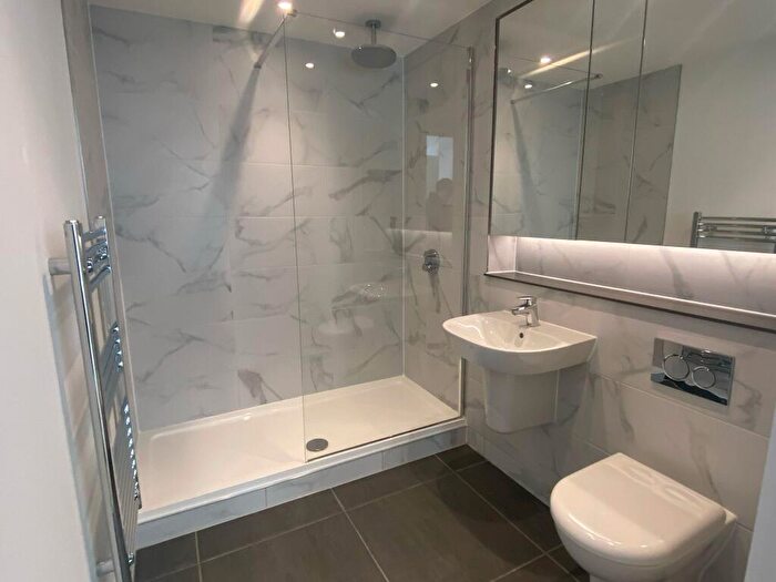 2 Bedroom Apartment To Rent In Shale Lane Salford, M5