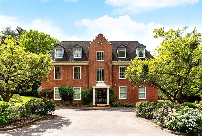 3 Bedroom Apartment For Sale In Hillside Park, Sunningdale, Ascot, Berkshire, SL5