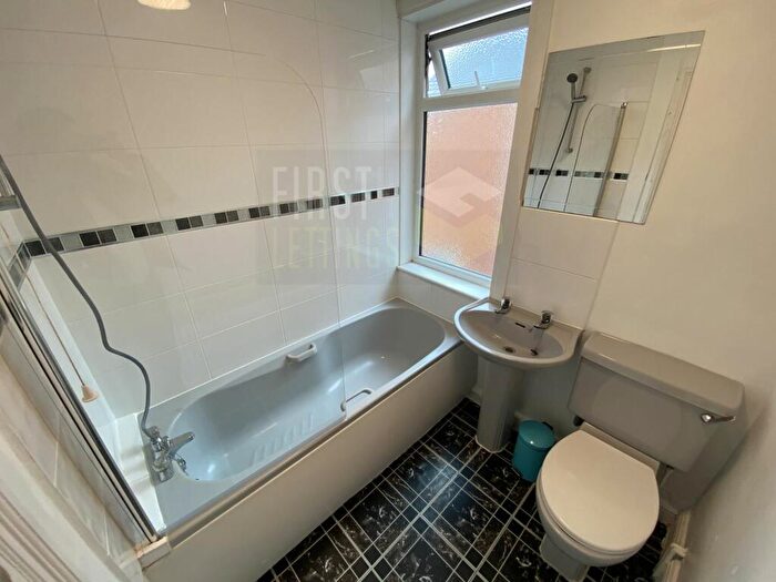 5 Bedroom Terraced House To Rent In Kirby Road, West End, LE3