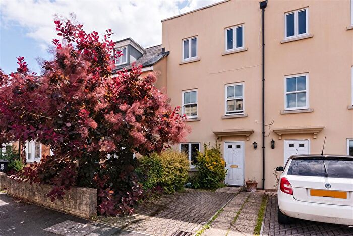 5 Bedroom Terraced House For Sale In Middlewood Close, Bath, BA2
