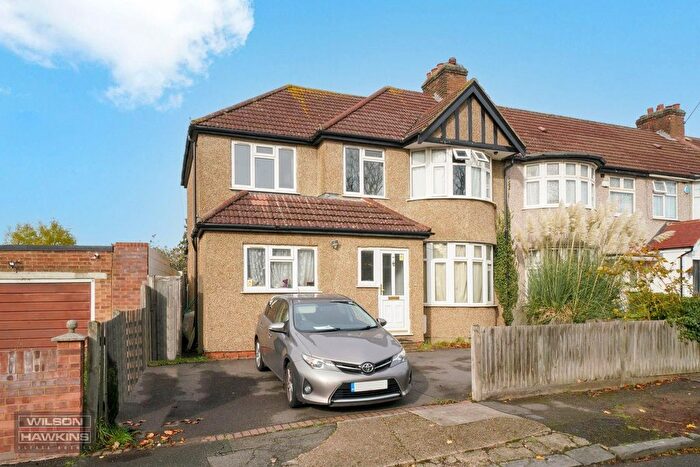 4 Bedroom End Terrace House For Sale In Northwood Gardens, Greenford, UB6